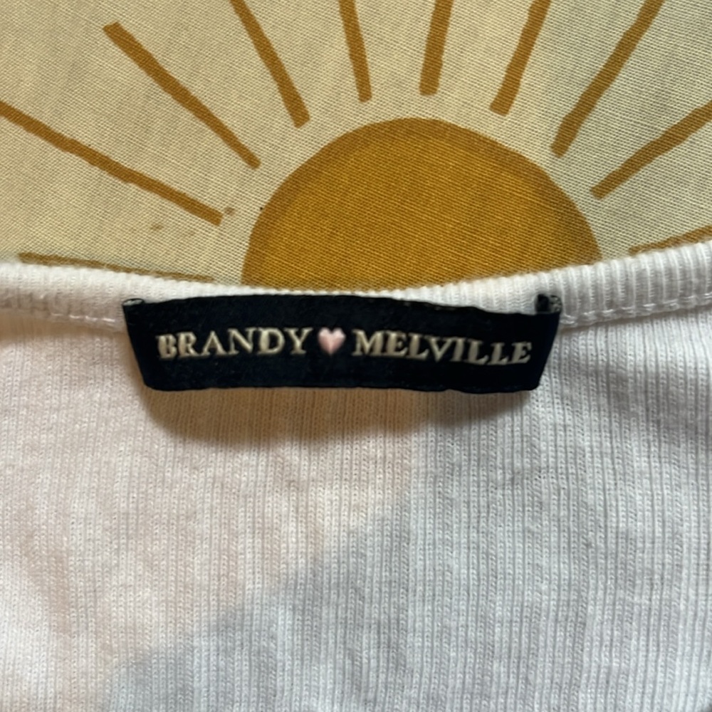 Brandy Melville 100% cotton white mini tank top - Picture 2 of 4